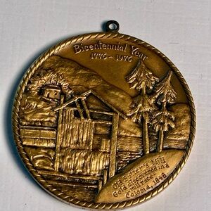 Vintage Bronze Bicentennial Year Commemorative Medal / Pendant